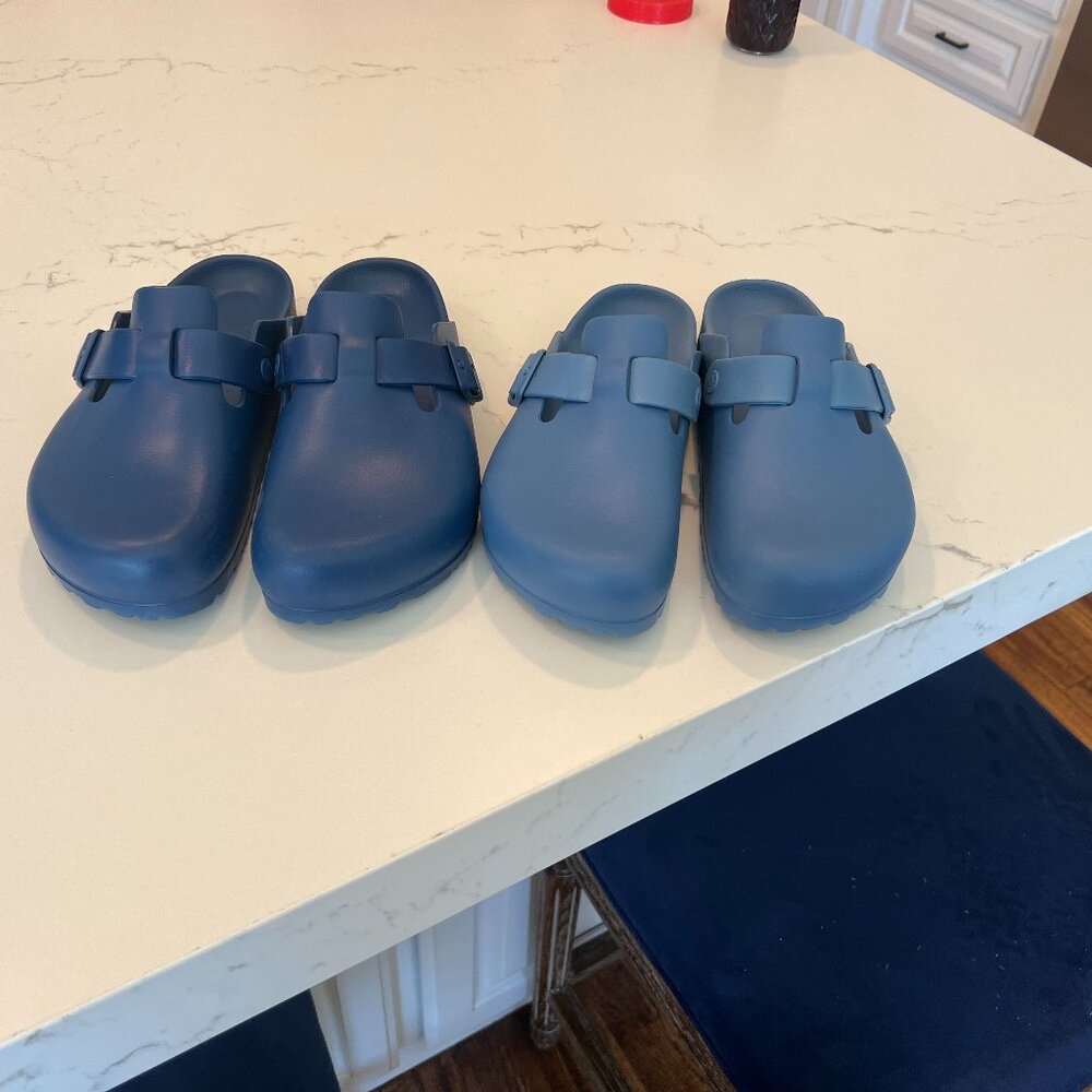 2 Pair of Birkenstock Eva Boston clogs in size 41 Narrow Navy & Elemental Blue